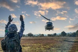 இலங்கை மற்றும் வெளிநாட்டு இராணுவத்தினருக்கு இடையில் போர் பயிற்சி! 9 21 615287a13a8d4