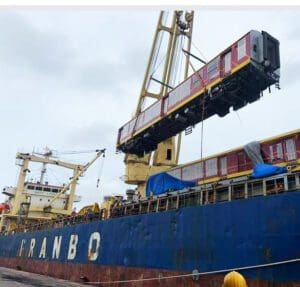 இலங்கைக்கு ரயில் பெட்டிகள்! 3 rain