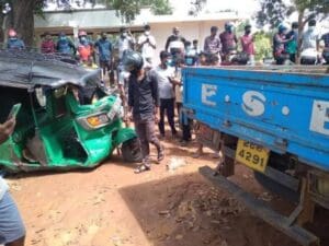 கிளிநொச்சியில் விபத்து 3 Accident 02 1