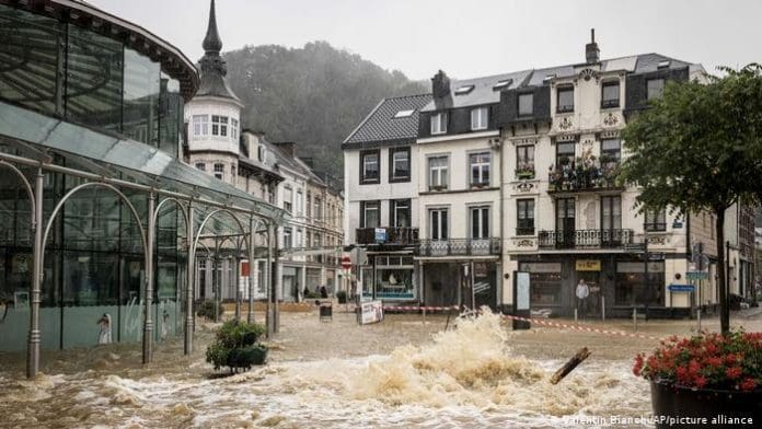 58270074 303 696x392 1