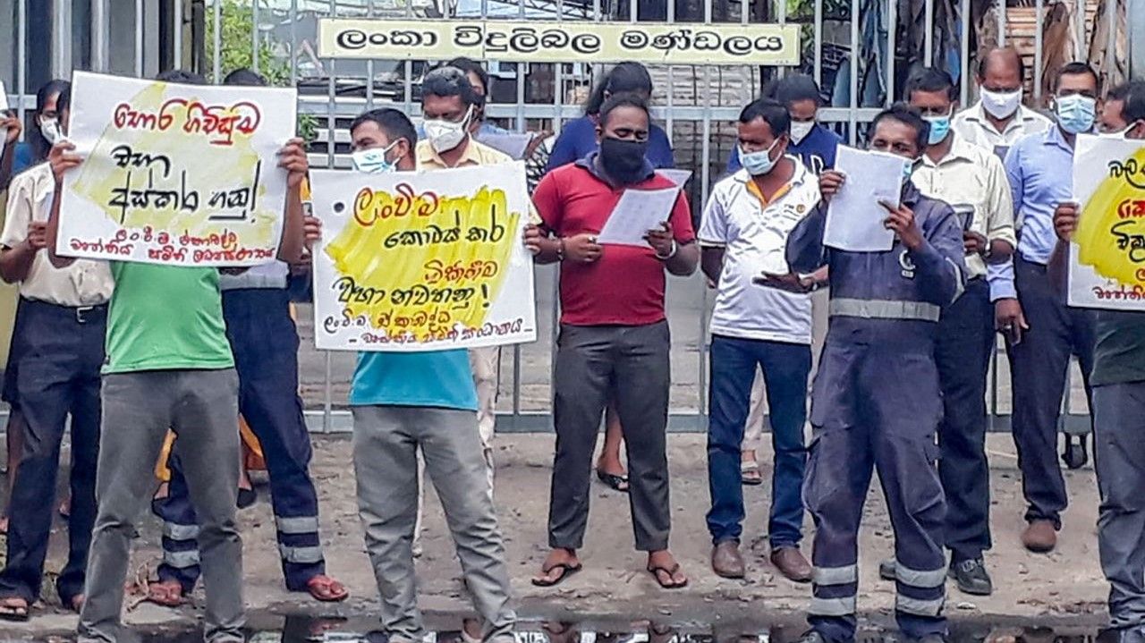 88fc958d9aa0e8279b457bd82768feb2d8739705