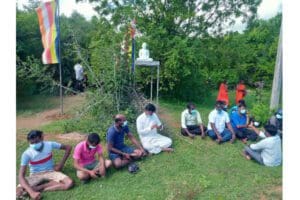 அம்பாறையில் குடியேறிய புத்தர் இன்று மாயமானார்! 5 Buddha 02