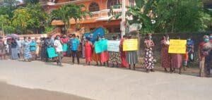 கொட்டடியில் மக்கள் ஆர்ப்பட்டம்!! (படங்கள்) 5 WhatsApp Image 2021 12 07 at 09.44.27