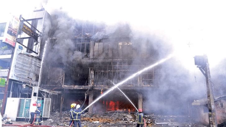 z p01 A leading clothing