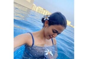 நீச்சல் உடையில் நடிகை: வைரலாகும் புகைப்படங்கள் 5 Abana 01