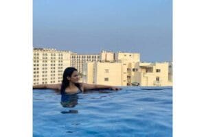 நீச்சல் உடையில் நடிகை: வைரலாகும் புகைப்படங்கள் 4 Abana