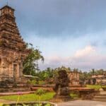 oldest kingdom in indonesia