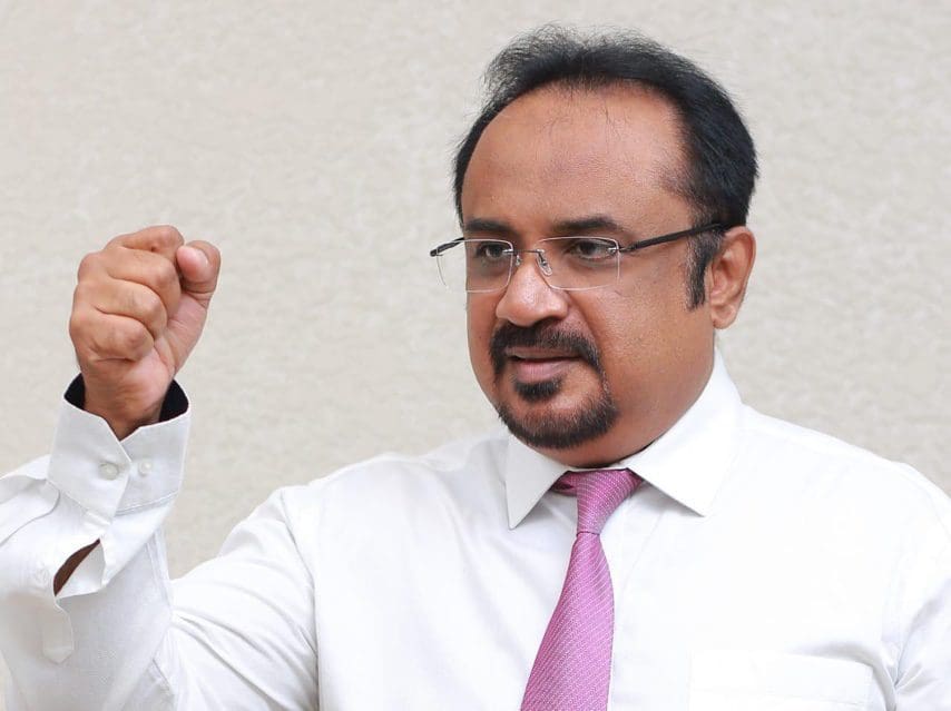 குருசாமி சுரேந்திரன்