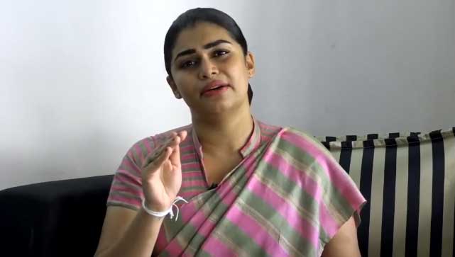 அனுதாபம் திரட்ட உலகம் சுற்றும் கோட்டா! 1 ஹிருணிகா