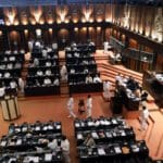 நாடாளுமன்றில்