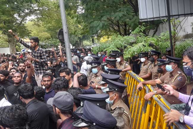 1649165581 1649165490 pro L