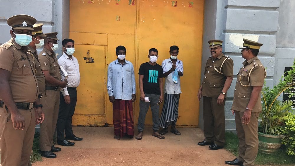 வவுனியா சிறையிலிருந்து 3 கைதிகள் விடுதலை