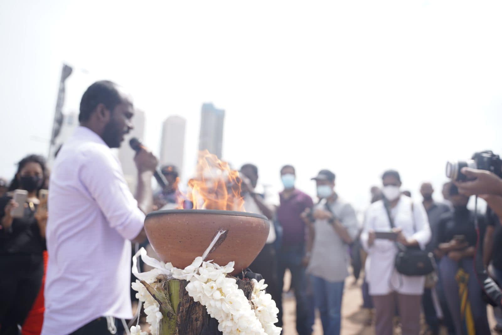 'கோட்டா கோ கம'வில் முள்ளிவாய்க்கால் நினைவேந்தல் நிகழ்வு! 4 Gota 1