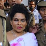 சஷி வீரவன்ச 1 1