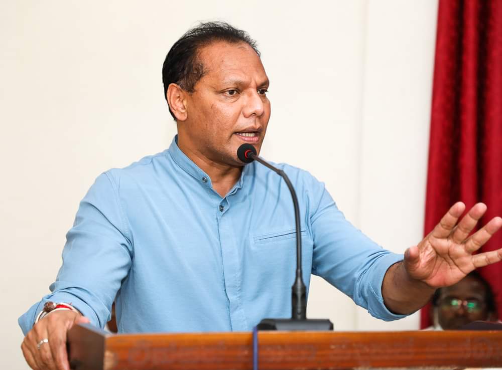 தயாசிறி ஜயசேகர