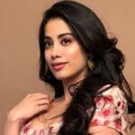 201908231843404480 Jhanvi Kapoor Targets Movie SECVPF