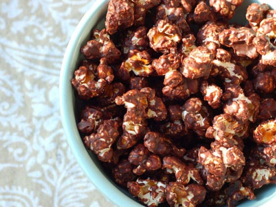 chocolate popcorn with sea salt 1