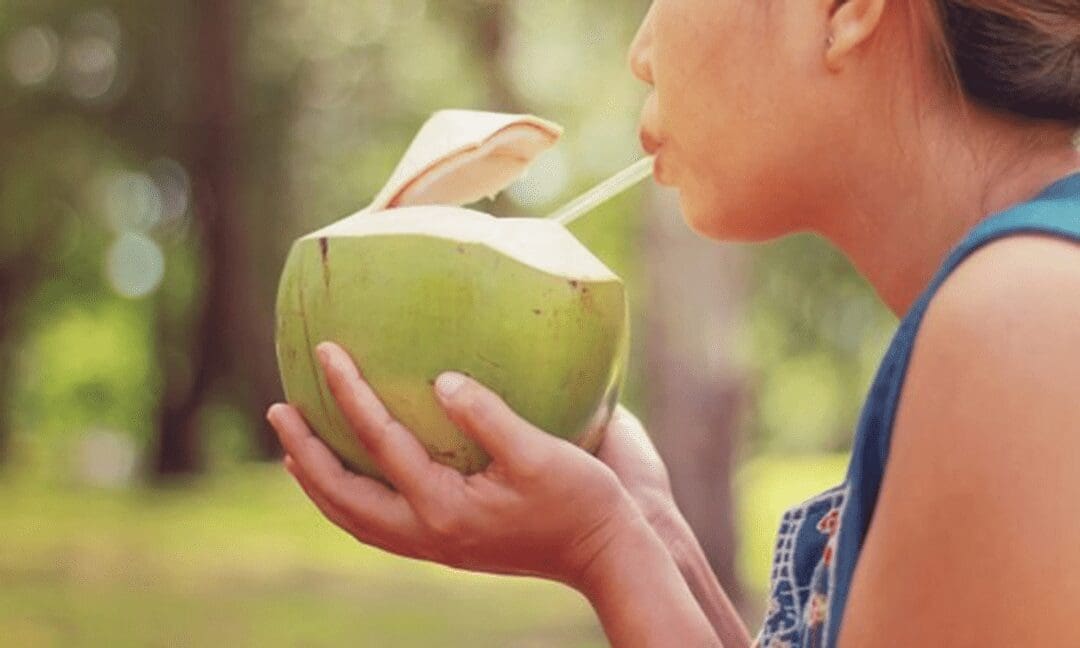 500x300 1724696 can drink coconut water at night 1