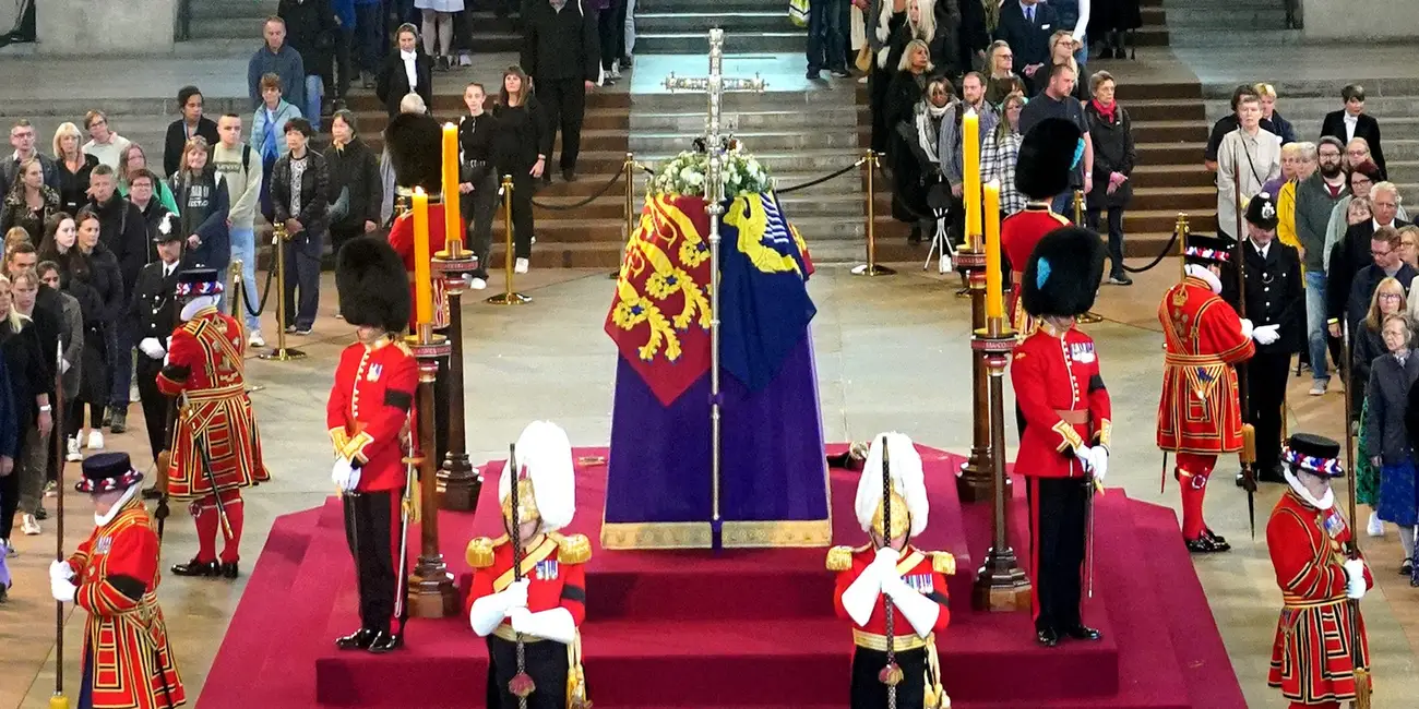 632312cae555ad001852bed2