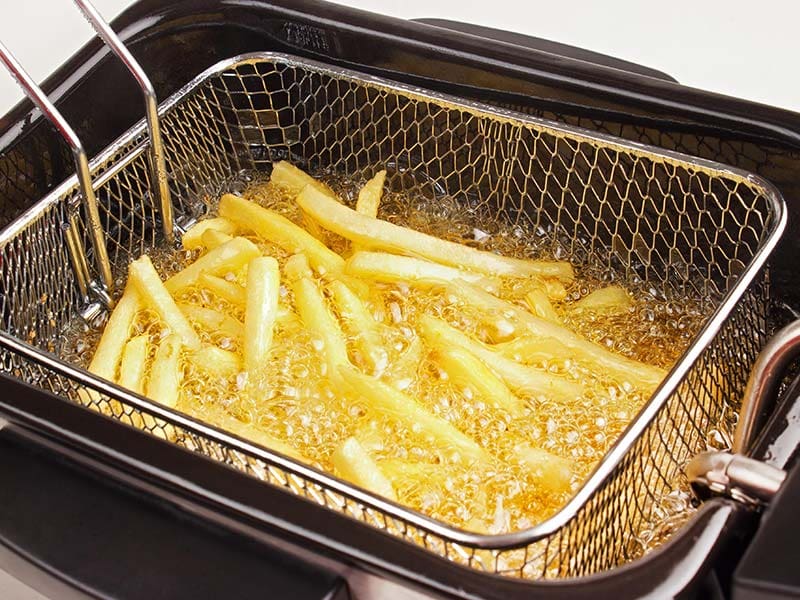 How to Maintain Deep Fryer Fry Oil