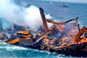 எக்ஸ்பிரஸ் பேர்ள் சி.சி.டிவி காட்சிகள் திட்டமிட்டு அழிப்பு! 3 image 1f06028c80