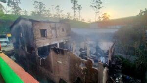 கொட்டகலையில் தீ விபத்து - ரூ.3 கோடி நட்டம் 14 image d2699a74f3