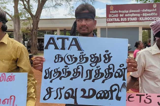 1682751304 protest 2