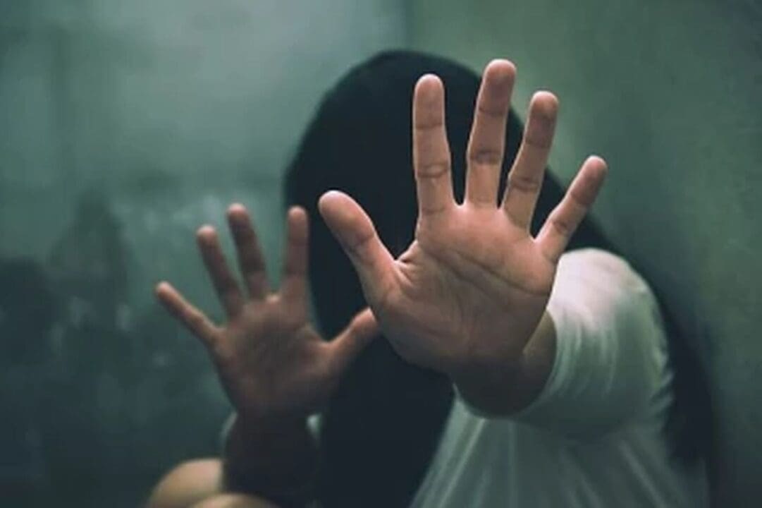 tZq041UHESi9UHrlqMIC 1