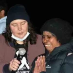 இலங்கைக்கு நாடு கடத்தப்படவுள்ள தமிழ் இளைஞன் - கதறும் தாய்