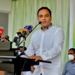 அரசியலுக்கு வராமல் கிரிக்கெட் விளையாடி இருக்கலாம்: ஹர்ஷன சாடல்