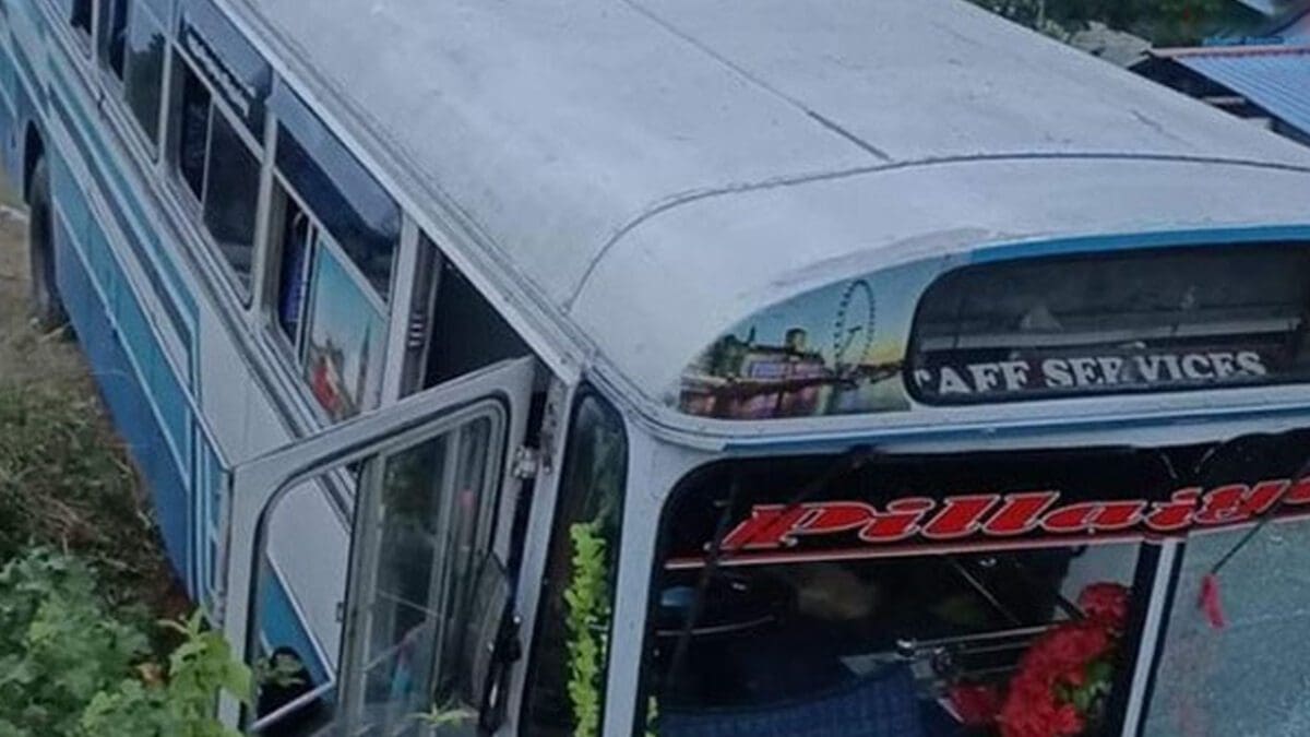 யாழிலிருந்து சென்ற பேருந்து நள்ளிரவில் விபத்து