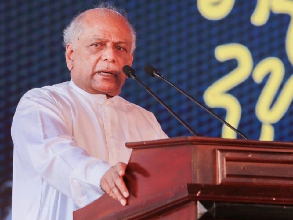 தினேஷ் குணவர்தன