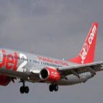 திடீரென புறப்பட்ட இடத்துக்கே திரும்பிய விமானம்