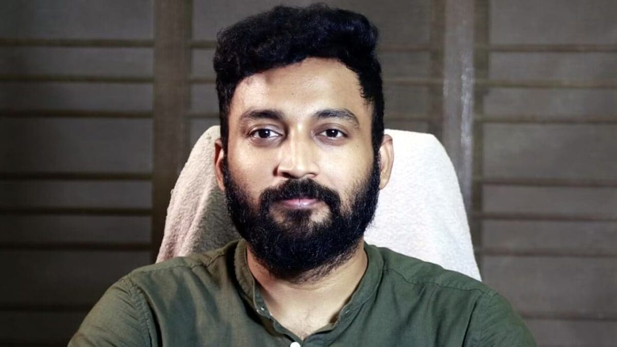 15 பெண்களை காதலித்து ஏமாற்றிய பிக்பாஸ் விக்ரமன்!! ஆதாரத்துடன் புகார்