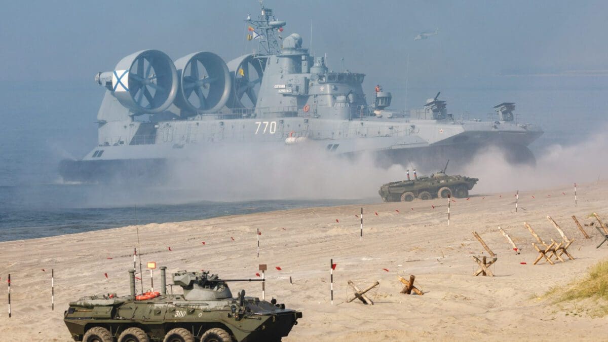 பெலாரஸ் இராணுவத்துடன் வாக்னா் படையினா் கூட்டு பயிற்சி!