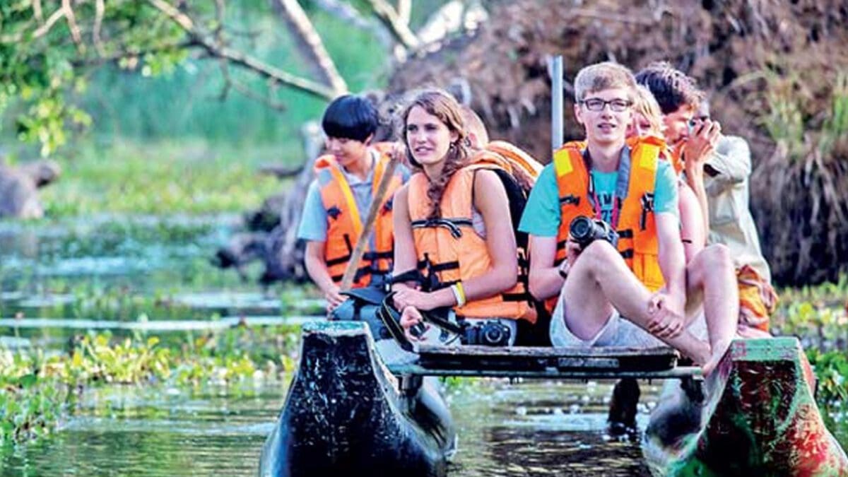 இலங்கையில் அதிகரிக்கும் சுற்றுலாப் பயணிகள் வருகை