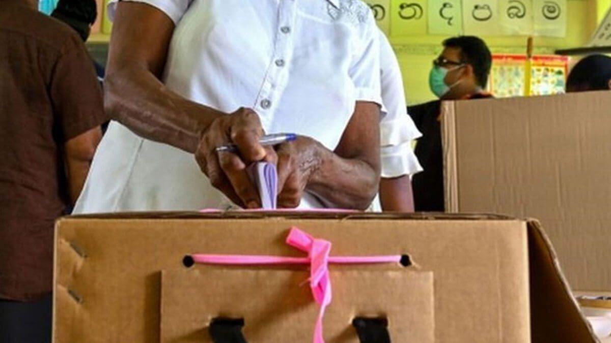 எதிர்வரும் ஆண்டின் ஆரம்பத்தில் ஜனாதிபதி தேர்தல்