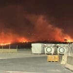 சுற்றிவளைத்த காட்டுத்தீ... மூடப்பட்ட பிரபல ஐரோப்பிய விமான நிலையம்