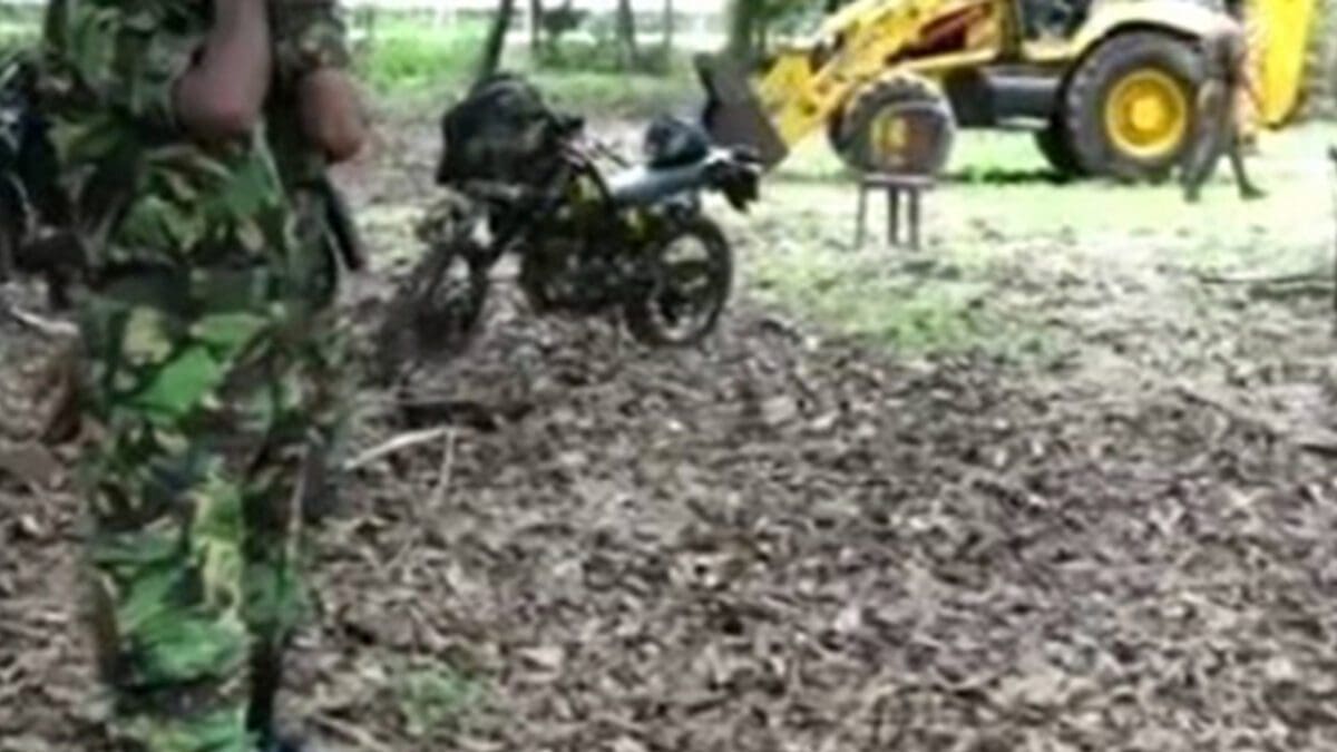 ஆயுதக் களஞ்சியம்