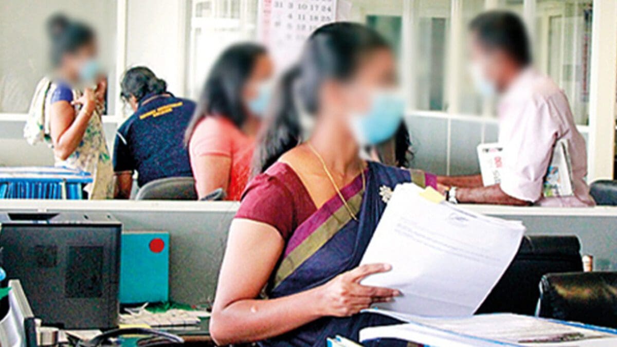 12,000 பேருக்கு விரைவில் நிரந்தர நியமனம்!