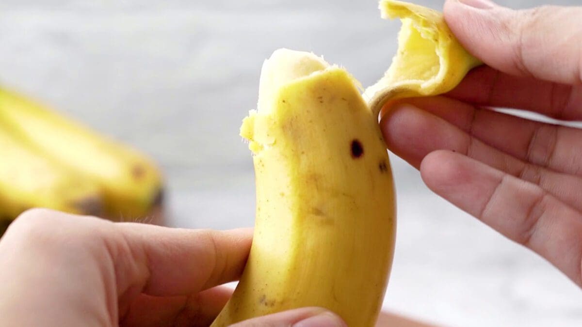 வாழைப்பழம் சாப்பிட்ட 8 வயது சிறுமிக்கு விபரீதம்!