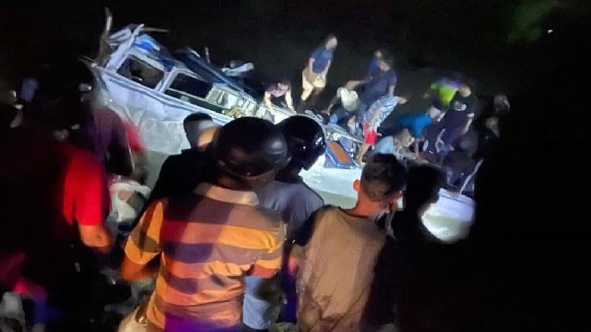 இலங்கையை உலுக்கிய கோர விபத்துக்கான காரணம்