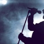 இலங்கையில் உணவுக்காக பரபரப்பை ஏற்படுத்திய பிரபல பாடகர்