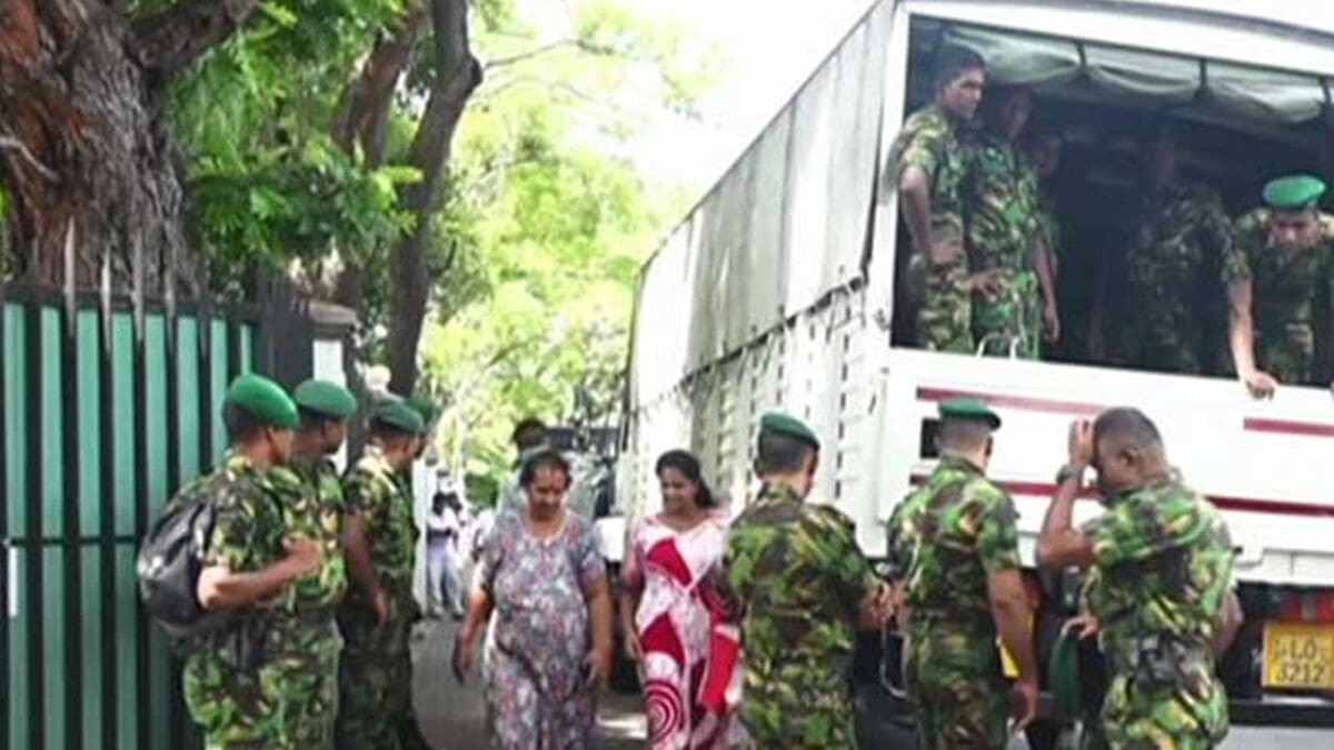 கொழும்பு தேசிய வைத்தியசாலையை சுற்றி பாதுகாப்பு