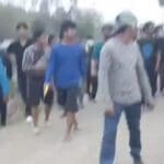 இளம் பெண்களை நிர்வாணமாக்கி நடுரோட்டில் இழுத்துச்சென்ற அவலம்!