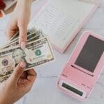 இலங்கையில் 400 ரூபாவை விட அதிகரிக்கும் டொலரின் பெறுமதி..!