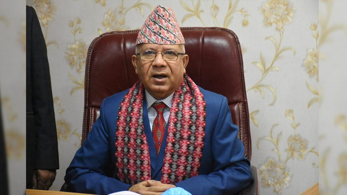 நேபாளத்தின் முன்னாள் பிரதமர் ஸ்ரீலங்கா விஜயம்!