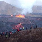 பிரபல நாட்டில் ஒரே நாளில் பதிவான 2,200 பூகம்பங்கள்