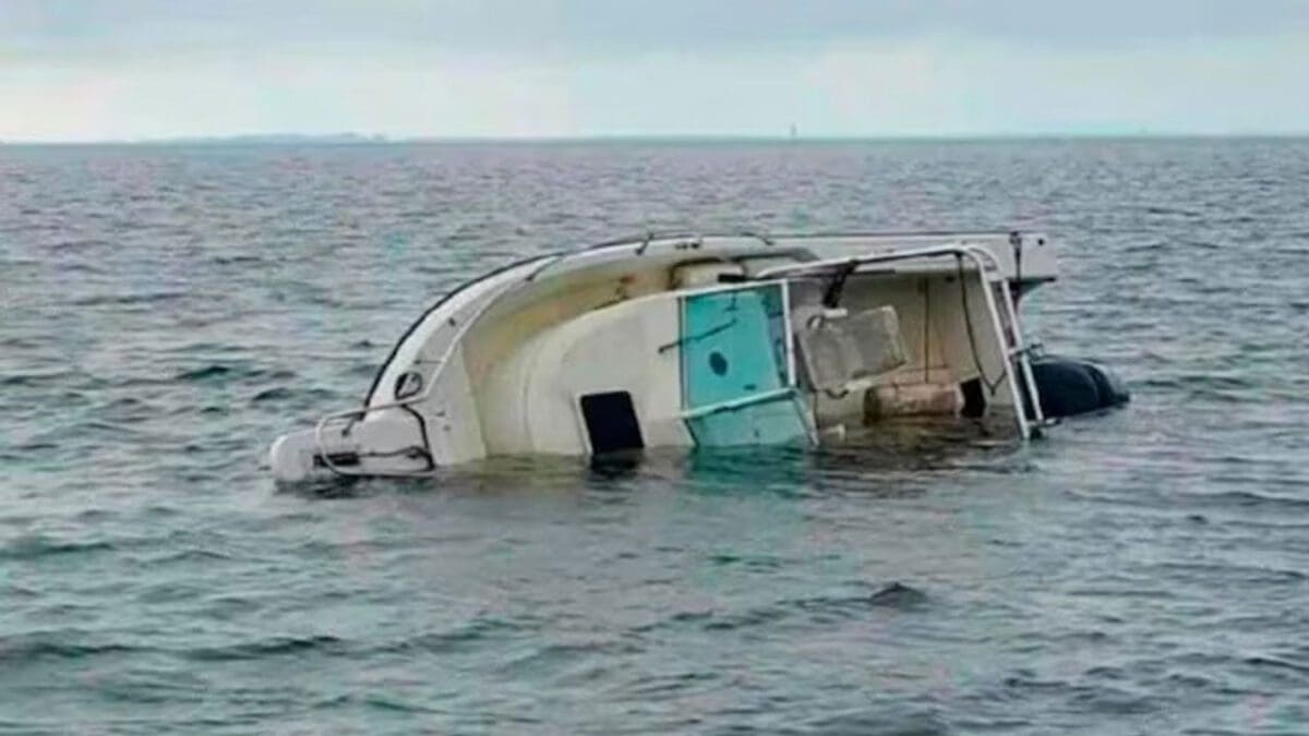 புலம்பெயர்ந்தோர் படகு மூழ்கியதில் 4 பேர் மரணம்!