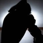 யாழில் சிறுமிகளிடம் பாலியல் சேஷ்டை விட்ட இளைஞர் கைது